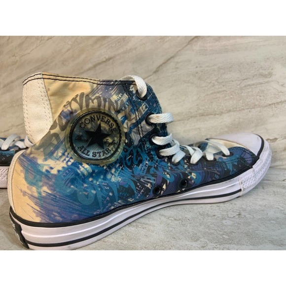 RARE Converse Gotham City Sirens Sneakers White Canvas Batman Villains 8 M 10 W main image 4